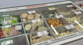 Пока стояла в очереди на кассу в "Ермолино", подметила, какие продукты народ разбирает там в первую очередь — делюсь списком