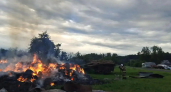 В Тамбовском округе добровольные пожарные не дали огню перекинуться на соседние строения