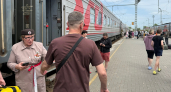 Выкинут из вагона вместе с чемоданами: РЖД ввели новые запреты для пассажиров - как теперь будем ездить