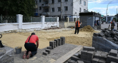 На Советской в Тамбове восстанавливают тротуар после сноса торгового киоска