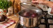Метод «трех заливок» — и через 30 минут свекла уже готова: вкусная, рубиновая — лайфхак для умных хозяек