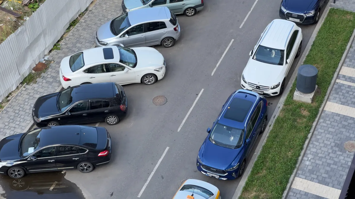 Товарищ купил Гранту, а я Хавал Джулион: через 3 года оба поняли, кто из нас просчитался — разница в обслуживании почти 200 тысяч