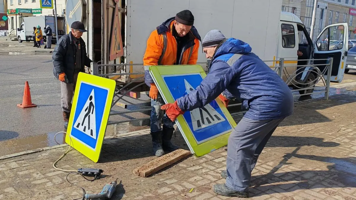 В Тамбове продолжается обновление дорожных знаков и элементов уличной инфраструктуры