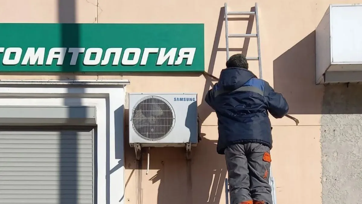 В Тамбове усилили контроль за рекламными вывесками в историческом центре