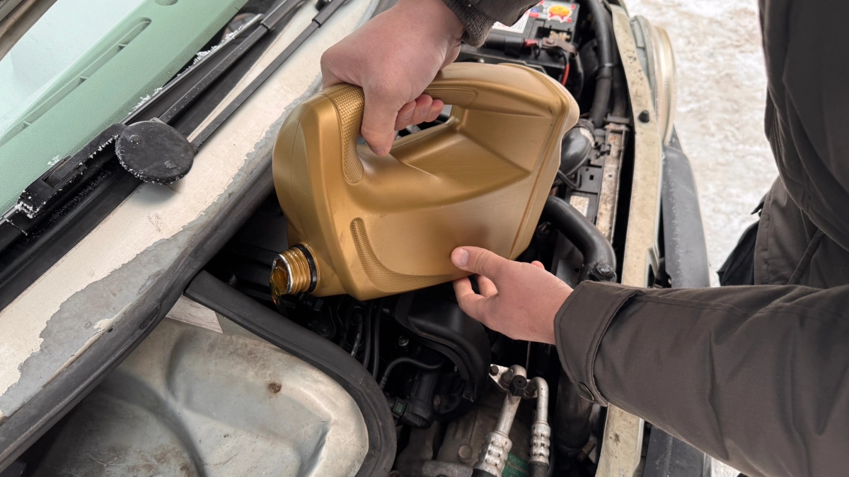 Сколько можно хранить моторное масло и использовать его без вреда для двигателя