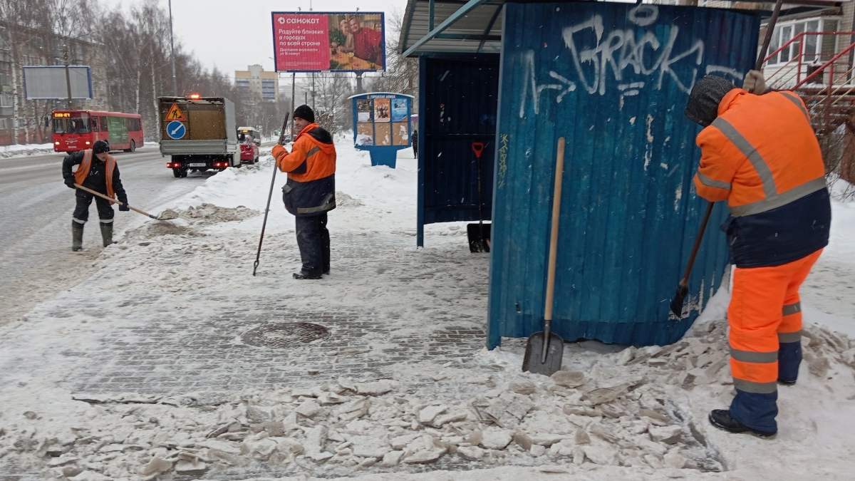 Россияне будут работать четыре дня в неделю. Что об этом говорят в Госдуме?