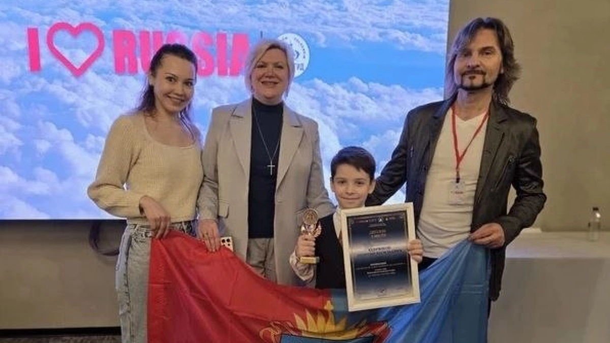 Тамбовские школьники взяли призовые места на всероссийском конкурсе чтецов в Петербурге