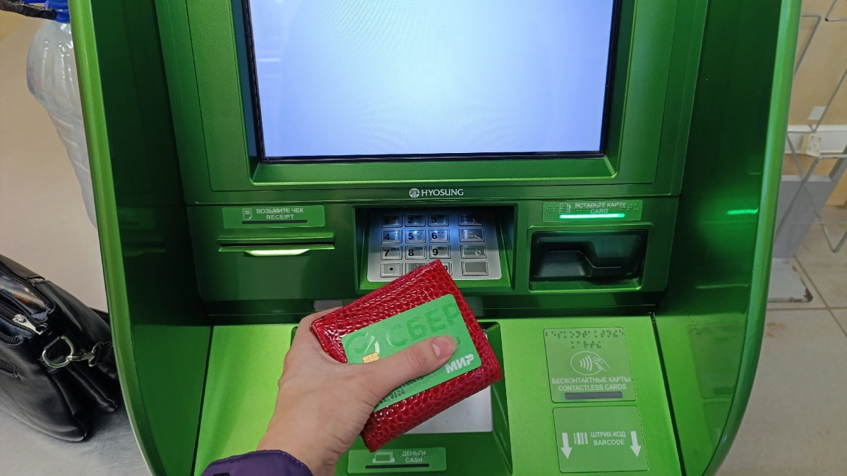 С апреля меняются правила работы карт «Мир» в Сбере — важное обновление для всех пользователей