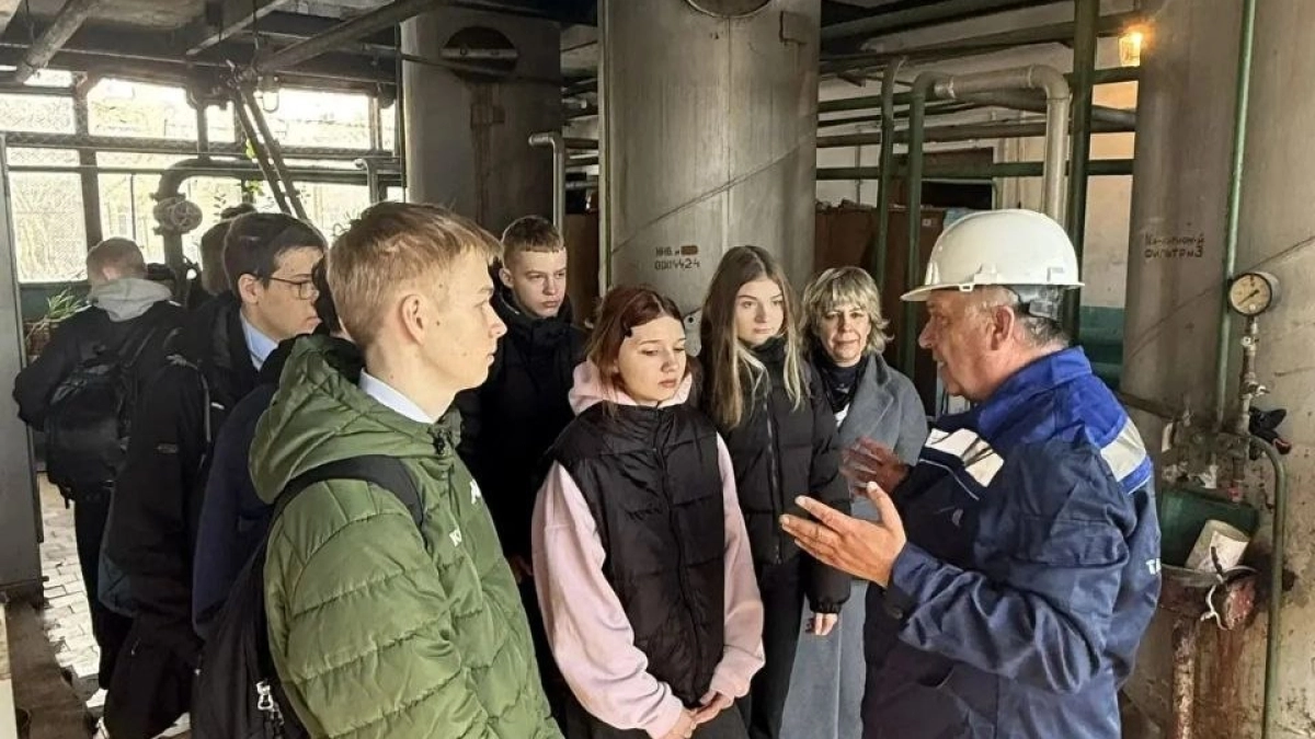 Тамбовским школьникам показали работу одной из крупнейших котельных города