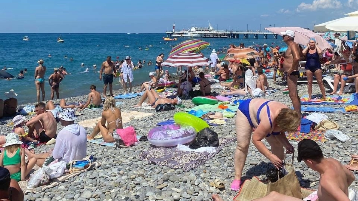 Как жадность убивает черноморские курорты: почему российские туристы выбирают Турцию, а не Адлер