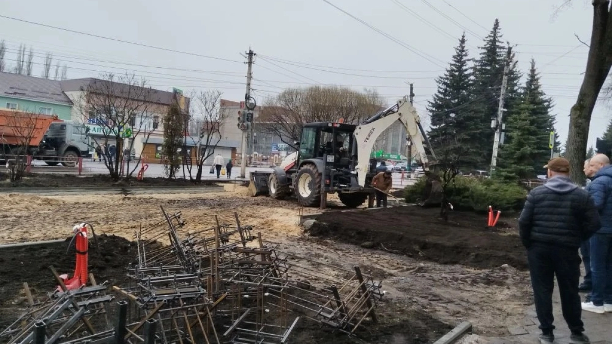 В середине мая жители Мичуринска увидят обновленный сквер