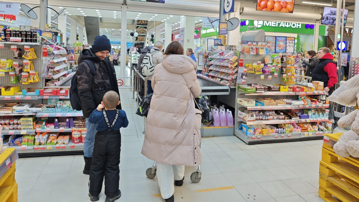 Поездка за продуктами в гипермаркет на выходных: почему мы думаем, что так экономим, а на самом деле тратим на 20% больше