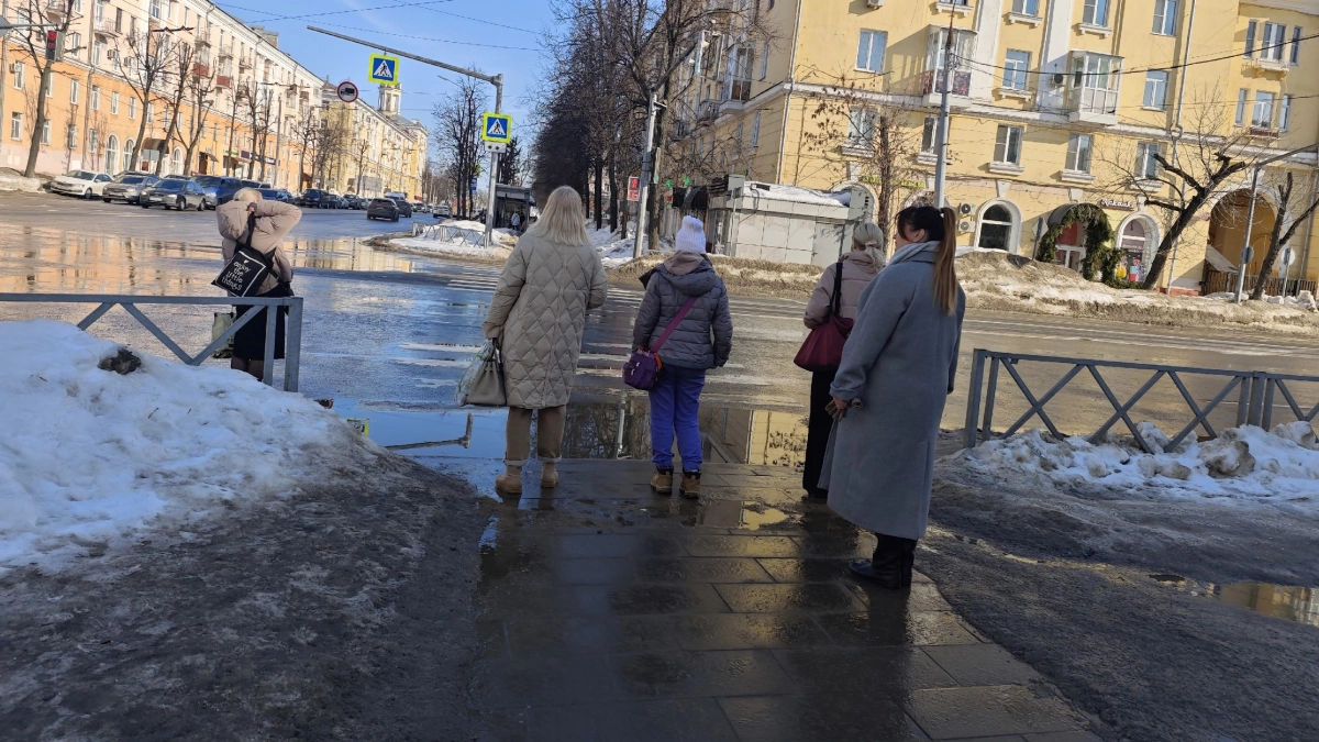 Как правильно отвечать на вопрос "Как дела?", чтобы жить в богатстве: 5 советов психолога