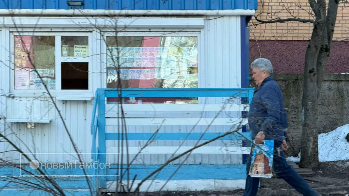 В Котовске продолжается демонтаж незаконно установленных торговых павильонов