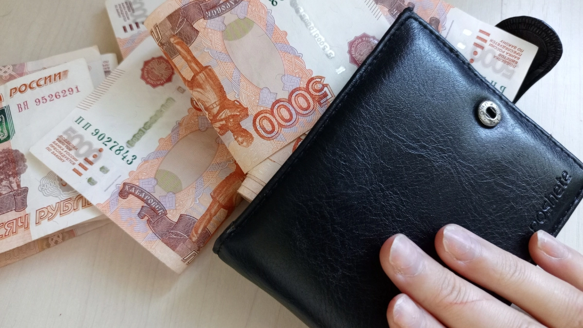 Эти вещи покупают только бедные люди, даже когда они при деньгах: богатые так не будут делать - и вот почему