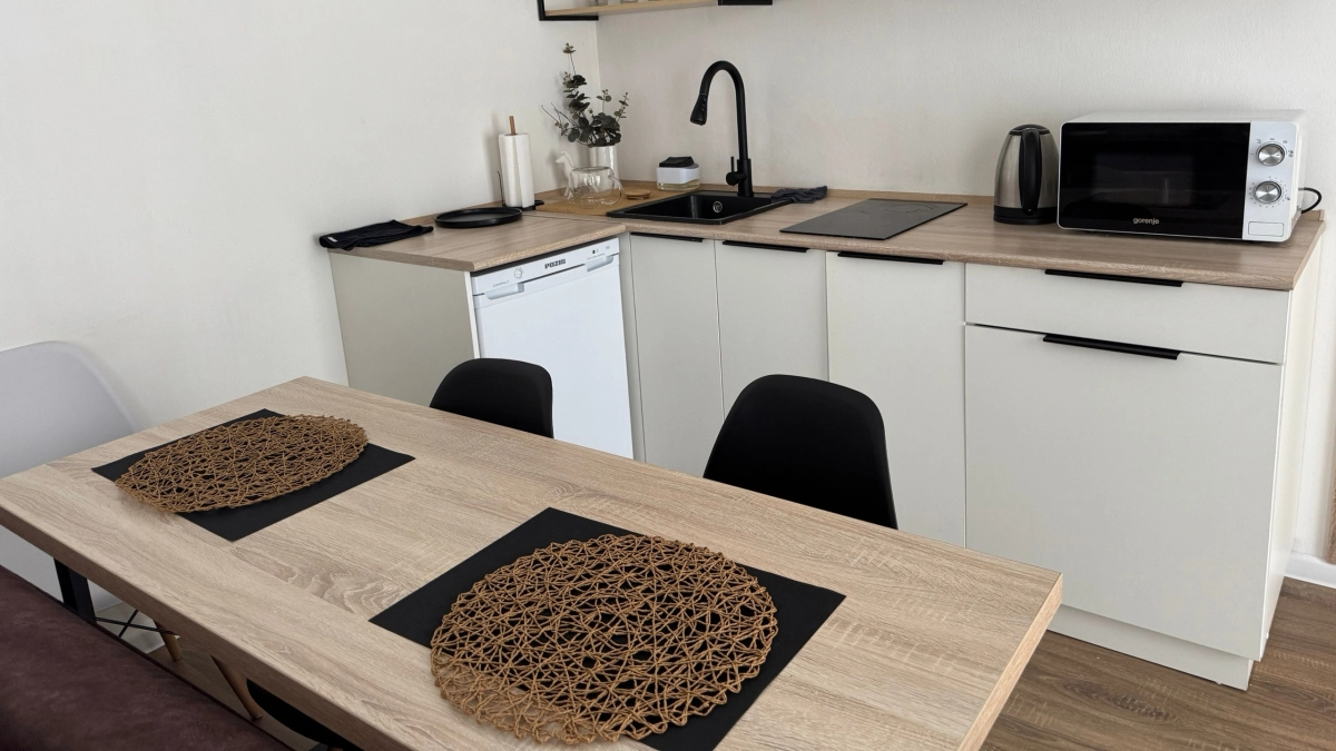 Клеенка и вышивка - прошлый век: вот какие скатерти выбирают модные хозяйки в 2026 году - задают стиль всей кухне