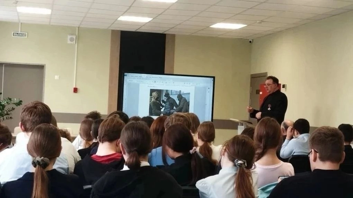 В школе №35 Тамбова провели урок памяти жертв радиационных аварий и катастроф