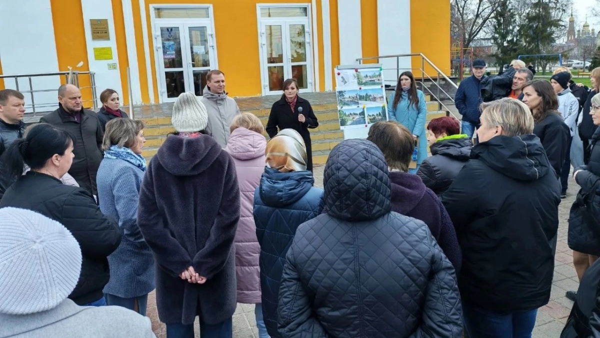 В Тамбове обсудили проект благоустройства площадки у КДЦ "Мир"