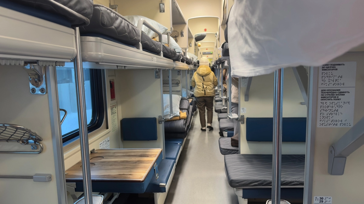 Места в поезде, о которых молчат кассиры: куда брать билет, чтобы не пожалеть уже через час после отправления