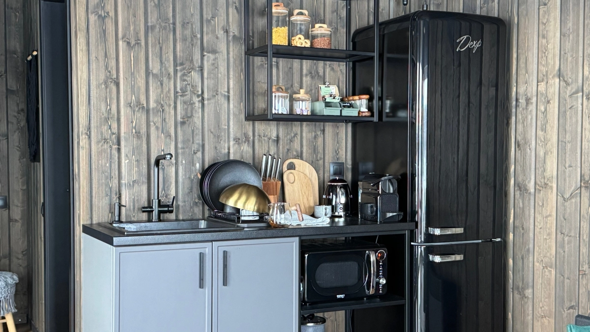 Белый и бежевый больше не в моде: теперь в тренде 6 других цветов для отделки кухни - и останутся надолго