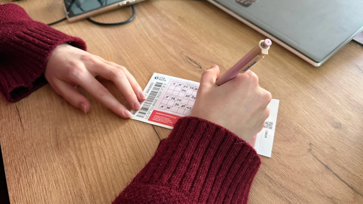 Москвич выиграл в лотерею 33 млн рублей, не угадав ни одного числа: что за лотерея такая