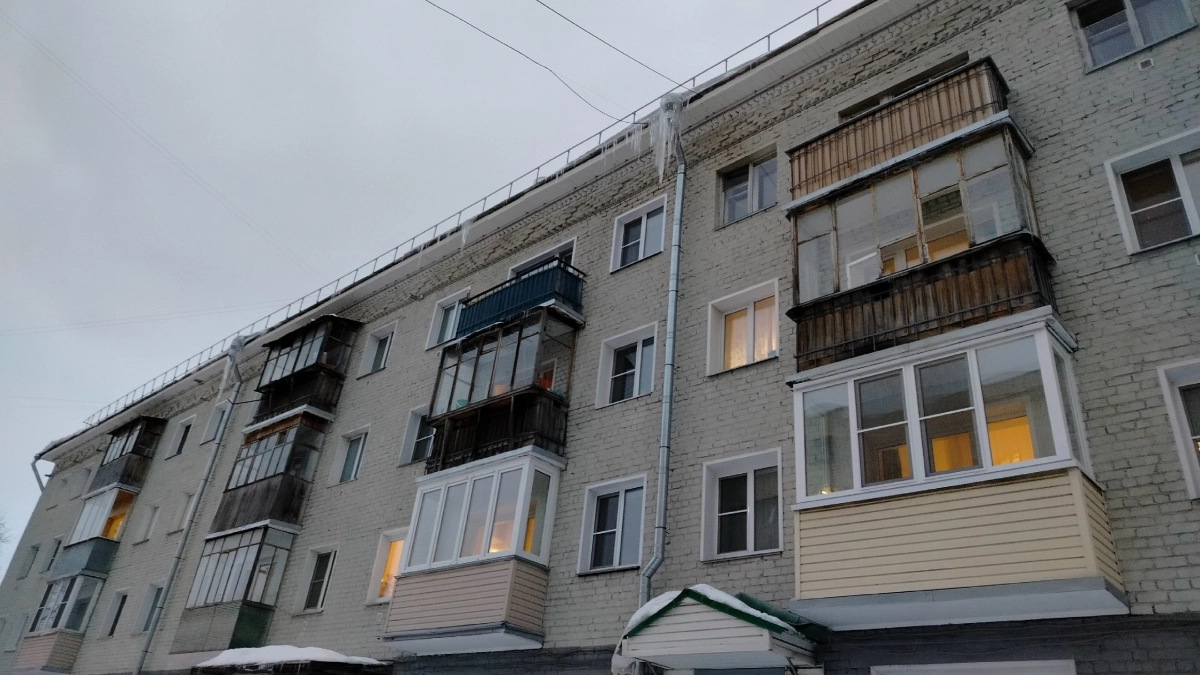 С апреля вступают в силу новые правила для тех, у кого квартира с балконом или лоджией