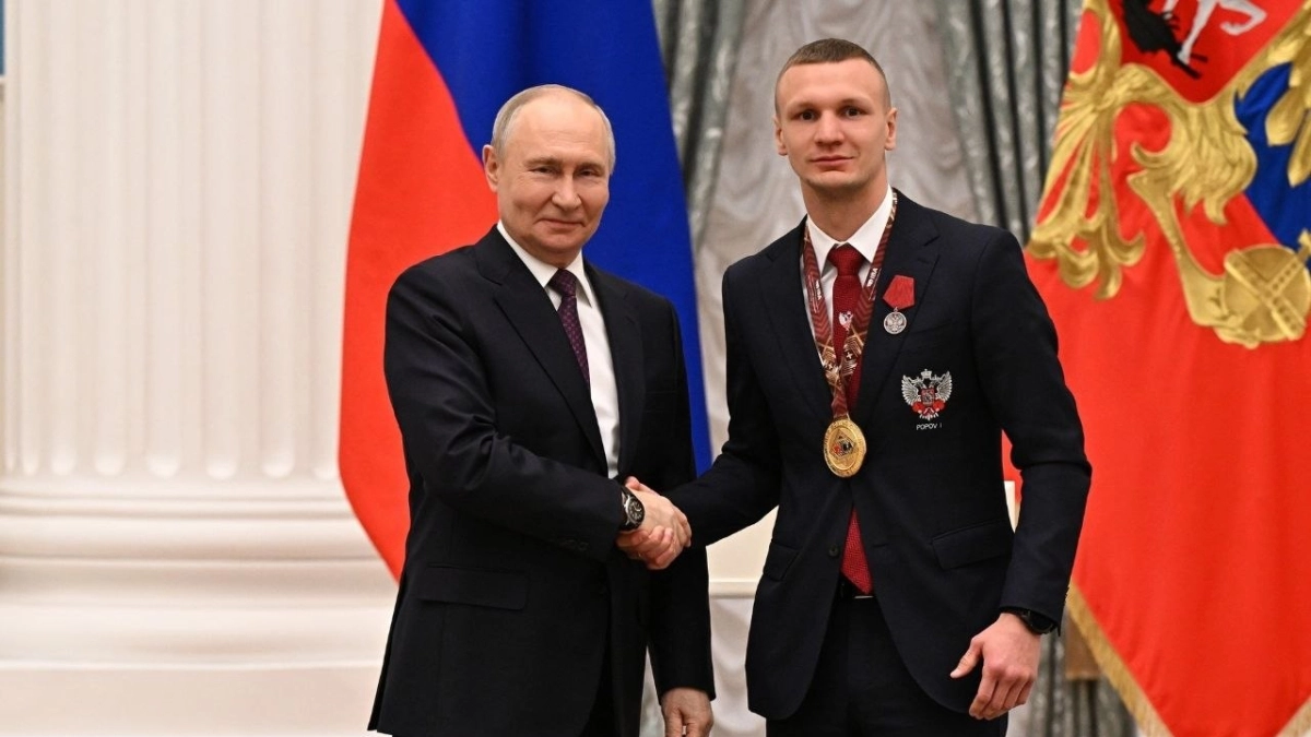 Тамбовчанин Илья Попов получил госнаграду за победу на чемпионате мира по боксу