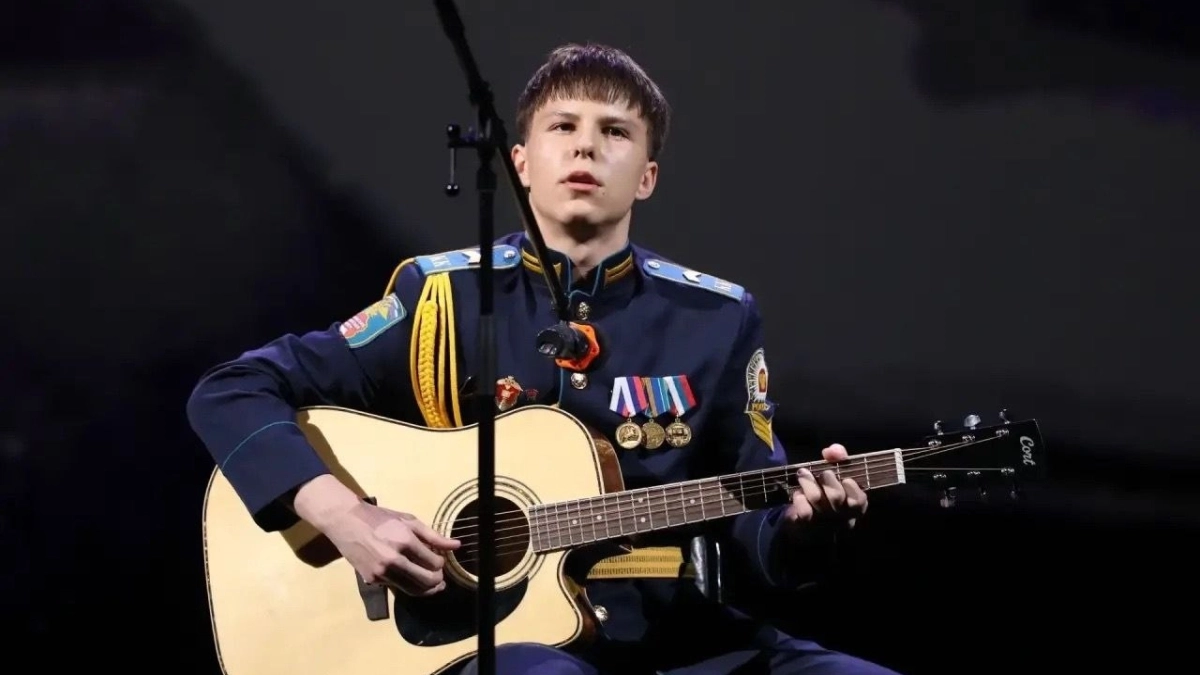 Кадет из Тамбова Михаил Дурнев спел на гала-концерте в Малом театре