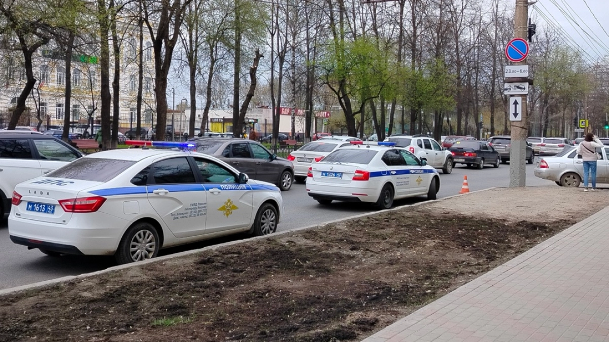 С мая ГАИ штрафует водителей по-новому: экология, шины, выхлоп — что изменилось