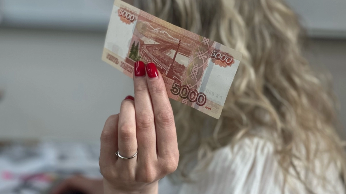 Не покажете паспорт - заблокируют деньги: новое правило для переводов вступило в силу