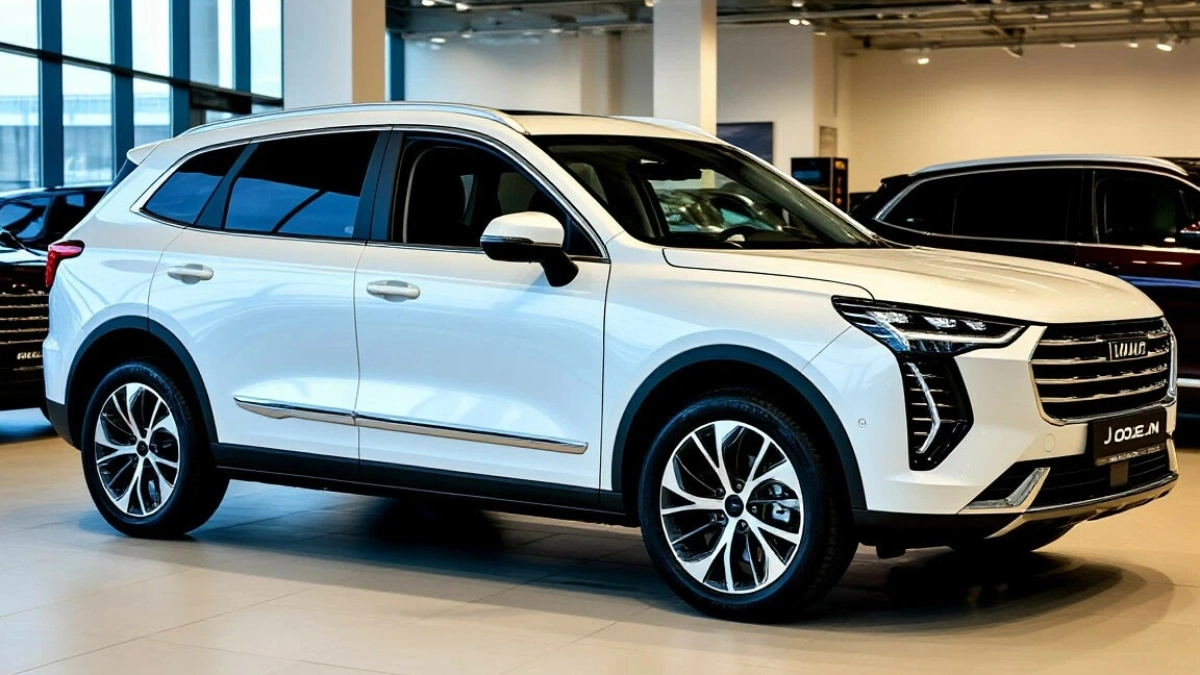 Пригнал на оценку дилеру Haval M6 2024 года с пробегом 15 000 км. Хотел брать новый F7 — но развернулся и уехал