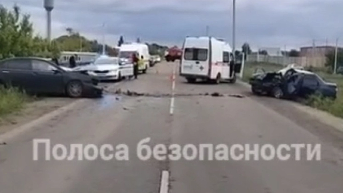 В аварии под Платоновкой пострадали четверо человек