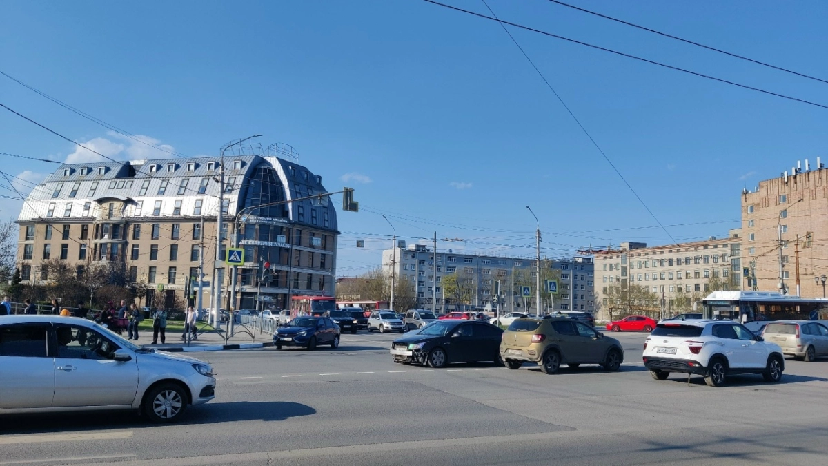 В Тамбовской области будут штрафовать водителей, которые разговаривают по телефону
