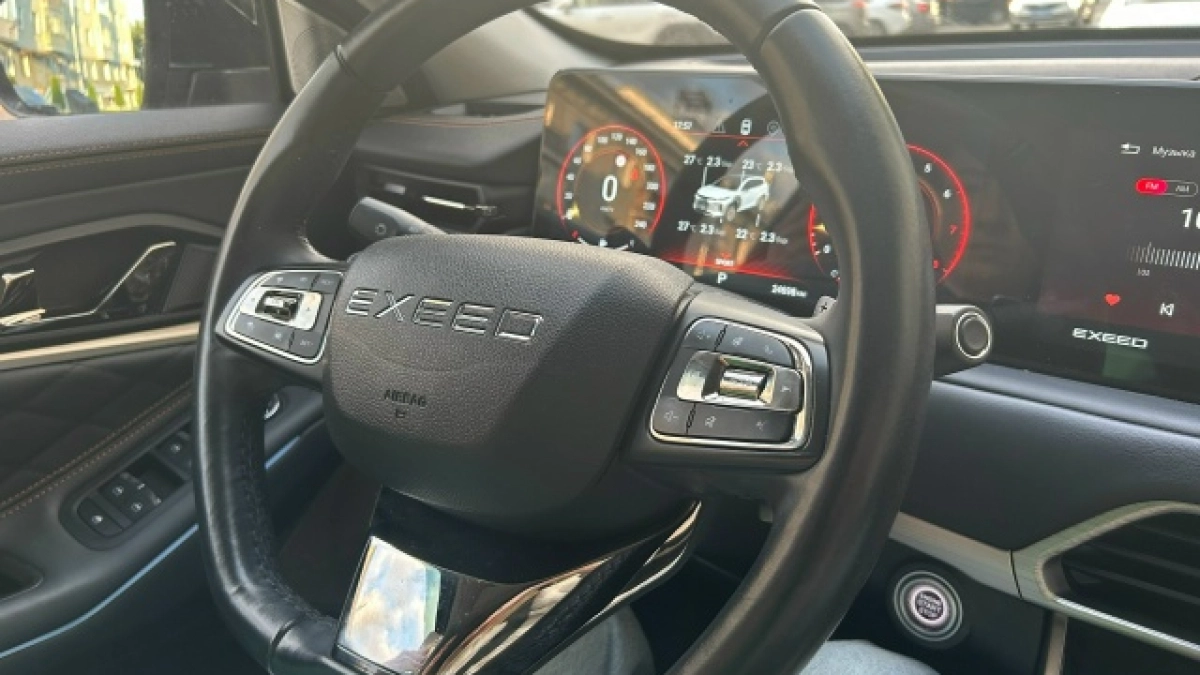 «Только не Exeed и не Haval»: житель Шанхая честно признался, какую машину из китайских марок он сам выбрал бы для России