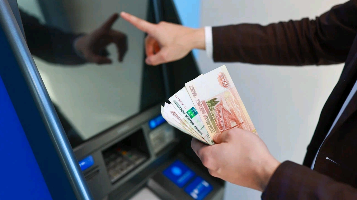 В России идет замена зарубежных банкоматов на отечественные