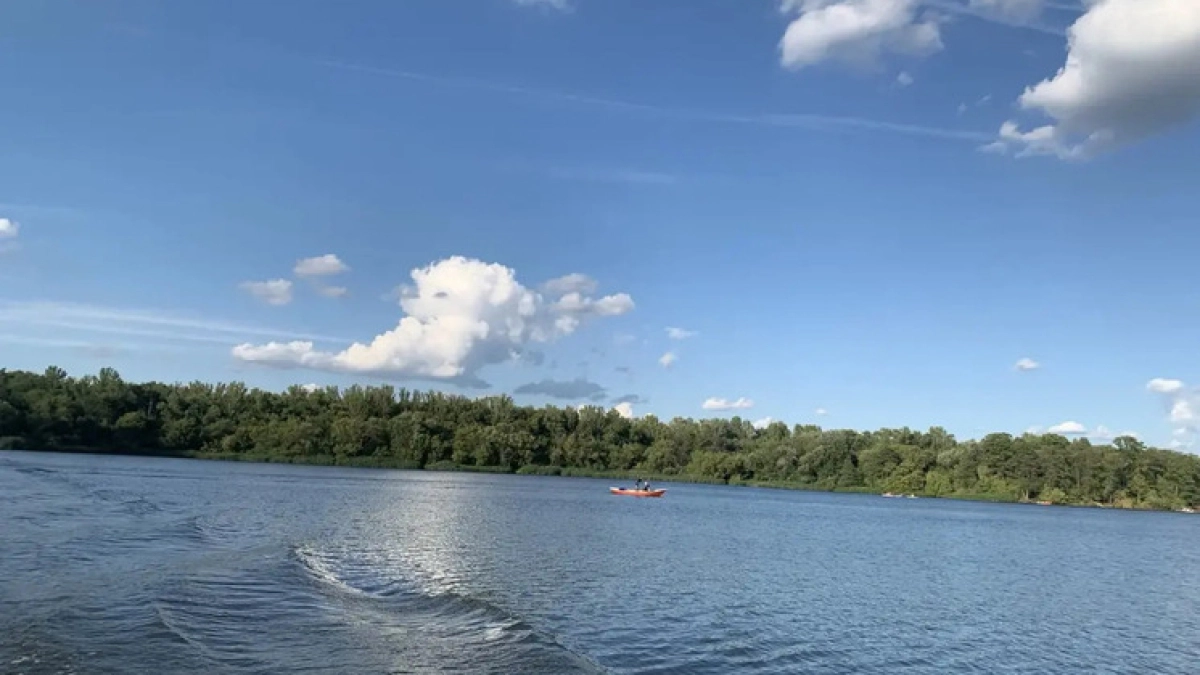 Специалисты Роспотребнадзора выявили два водоема в Тамбовской области, где купание небезопасно