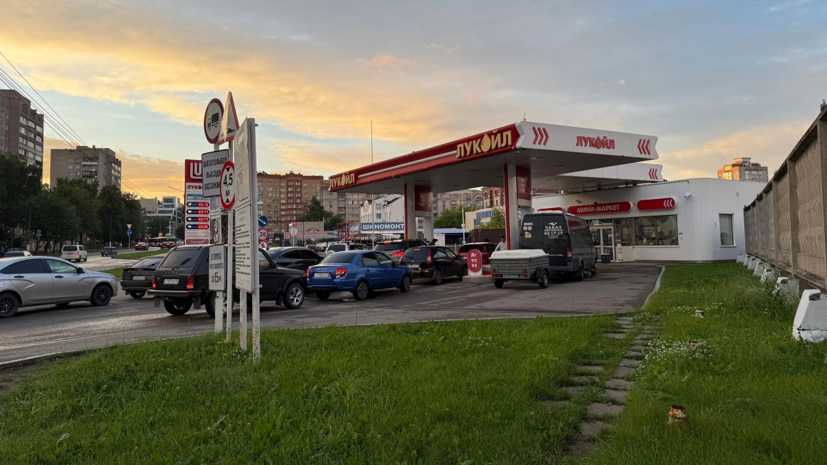 Евро-2 хотят снова разрешить в России: кому на нём можно ездить, а кому нельзя - и в чём опасность для свежих авто