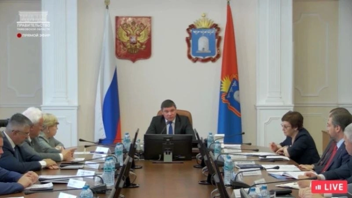 Поставки топлива на АЗС "Роснефти" в Тамбовской области увеличат на 30%