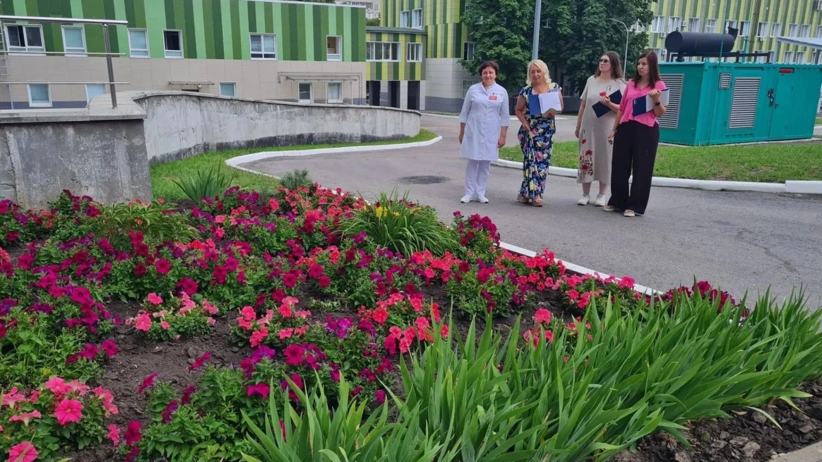 В Тамбове комиссия продолжает оценивать участников конкурса "Тамбов в цвету"
