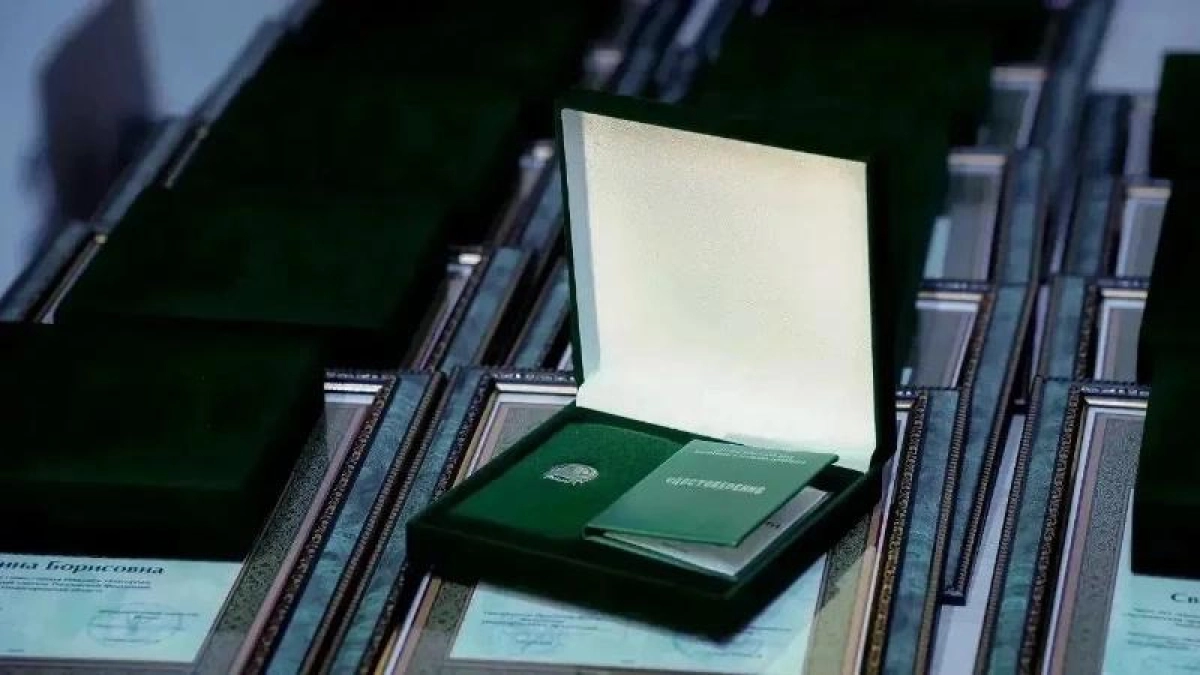 Восемь педагогов из Тамбовской области стали победителями конкурса "Серафимовский учитель — 2026"