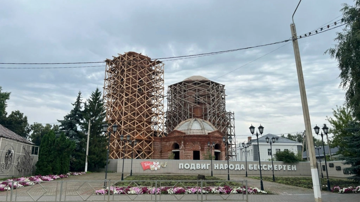 В поселке Знаменка идет реставрация колокольни Знаменского храма