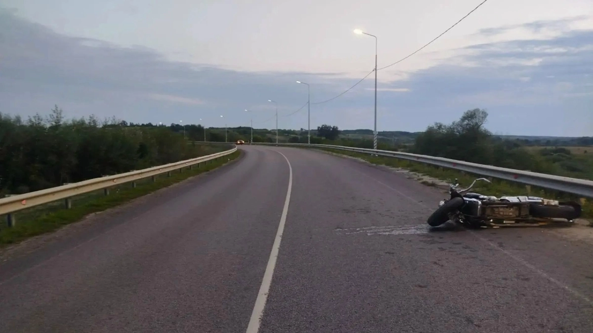 На Мучкапском мосту произошло ДТП с участием мотоциклиста