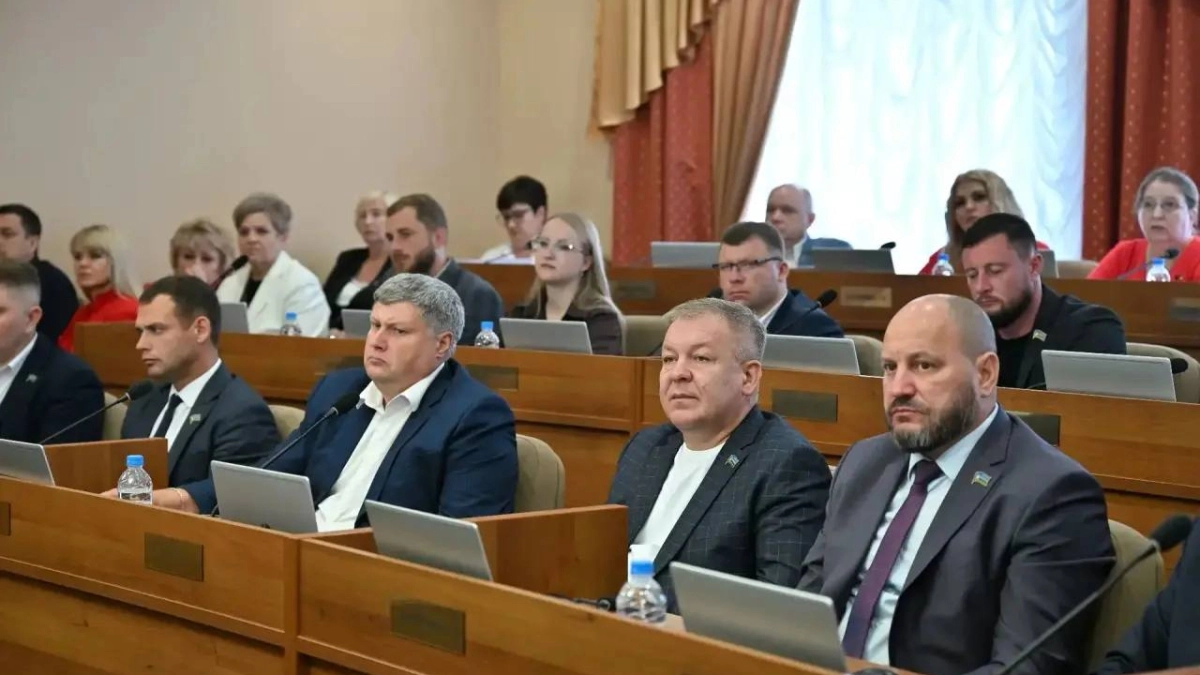 Максим Косенков представил депутатам отчёт о работе администрации Тамбова за 2025 год