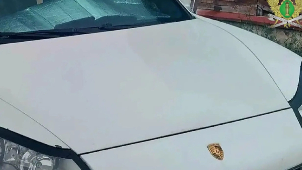 В Тамбове владелец Porsche Cayenne оплатил штраф за пьяную езду после ареста автомобиля