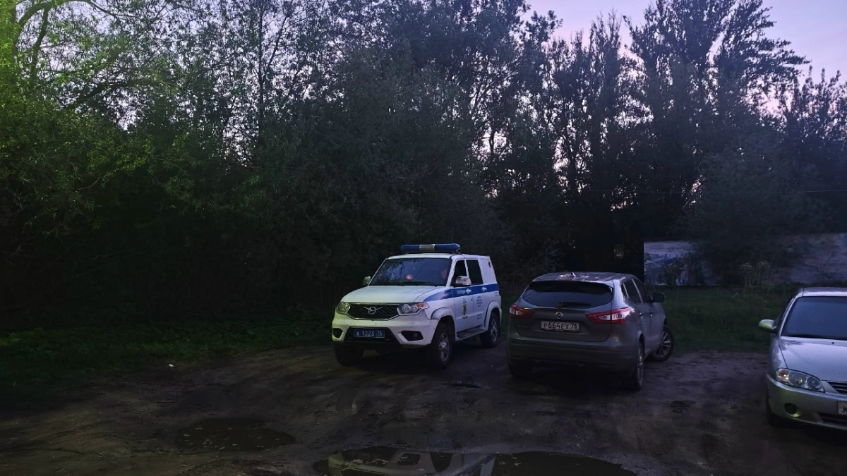 В Кирсанове задержали мужчину, который из-за ссоры с девушкой занялся вандализмом