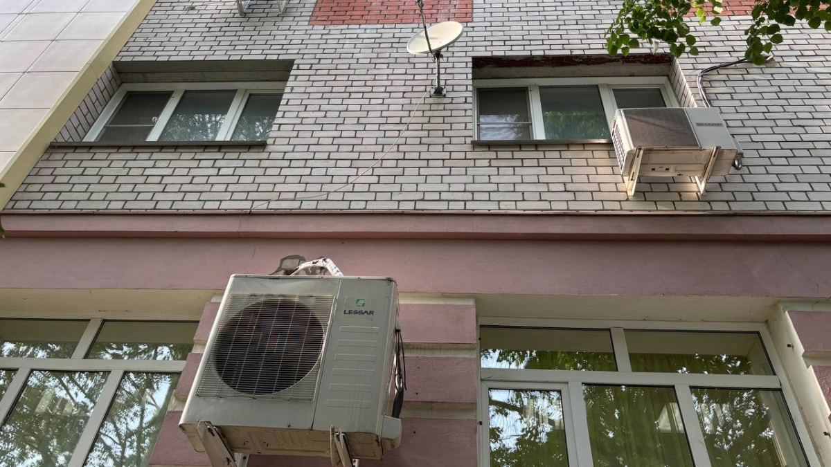 Кондиционеры уходят в прошлое: умные хозяева выбирают новое решение — охлаждает дом тише, мягче и дешевле