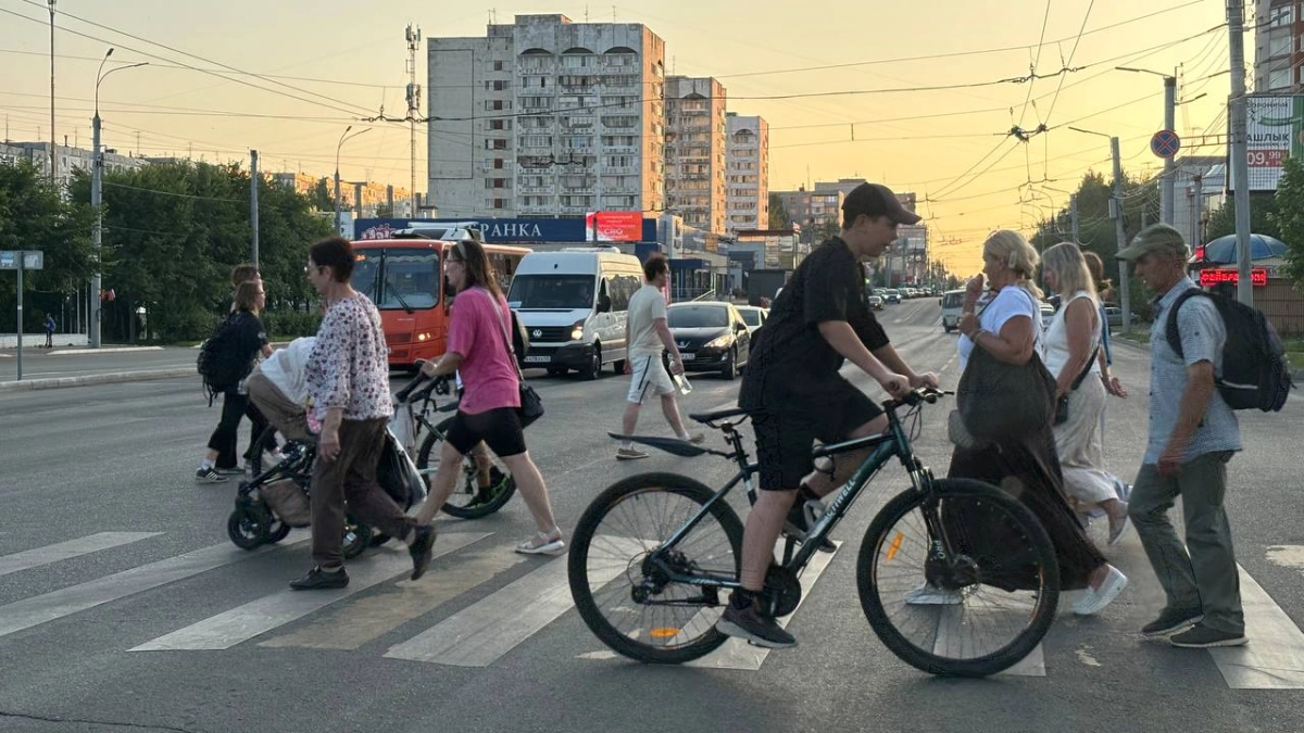 Теперь не важно, успел ли пешеход сделать шаг на зебру: как в 2026 году правильно уступать дорогу