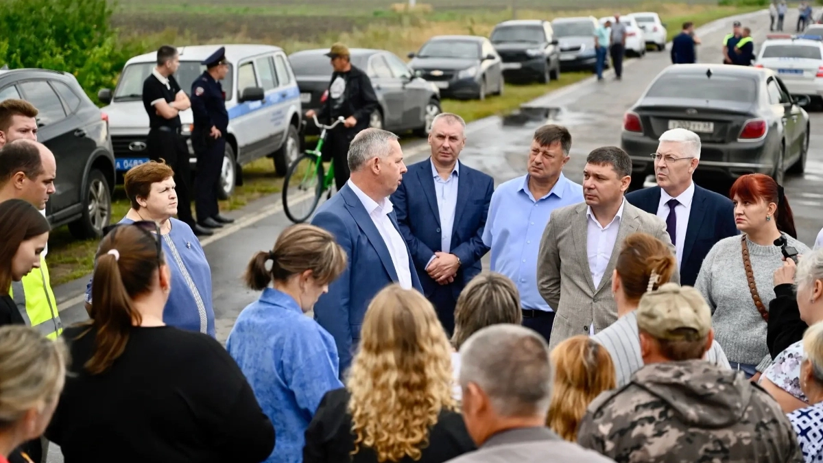 Евгений Первышов поручил ускорить капремонт аварийного моста через Пячку