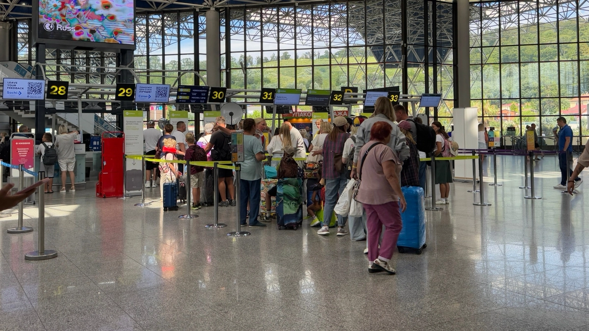 В аэропортах к Восточному экономическому форуму открыли приоритетный маршрут