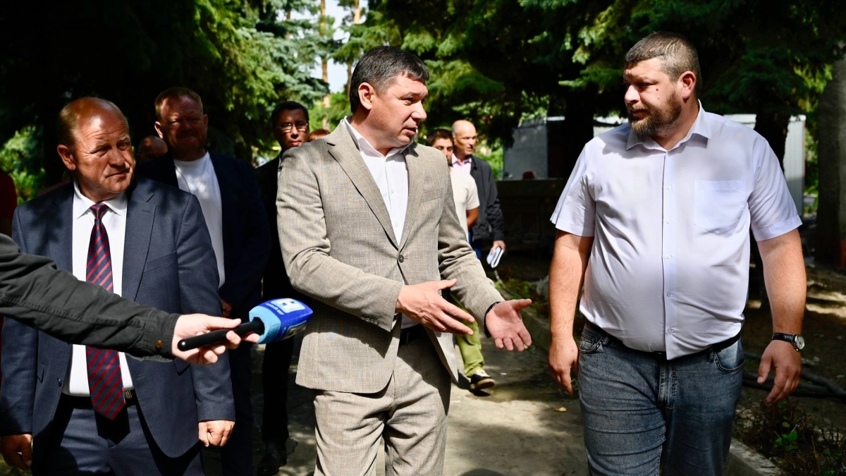В селе Дубовое отремонтировали детский сад и благоустроили центральную площадь